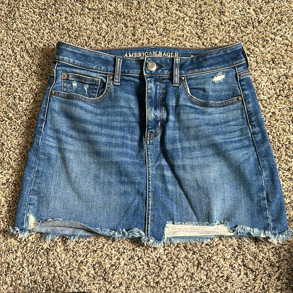 American Eagle Jean Skirt. Size 8. Super stretch.